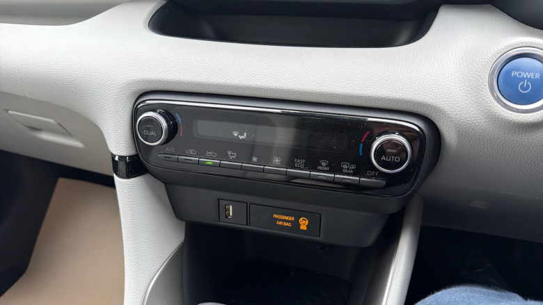 Toyota Yaris 1.5 Hybrid Excel 5dr CVT Hybrid Hatchback